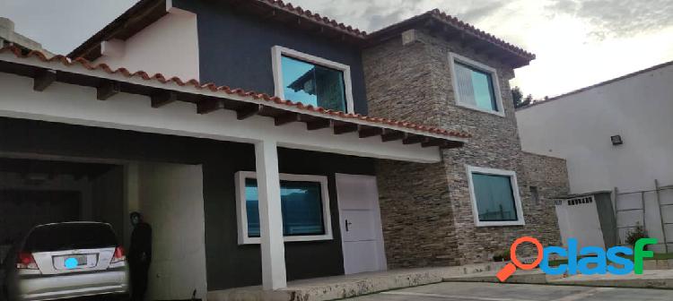 HERMOSA CASA EN PREBO (394 mt2)