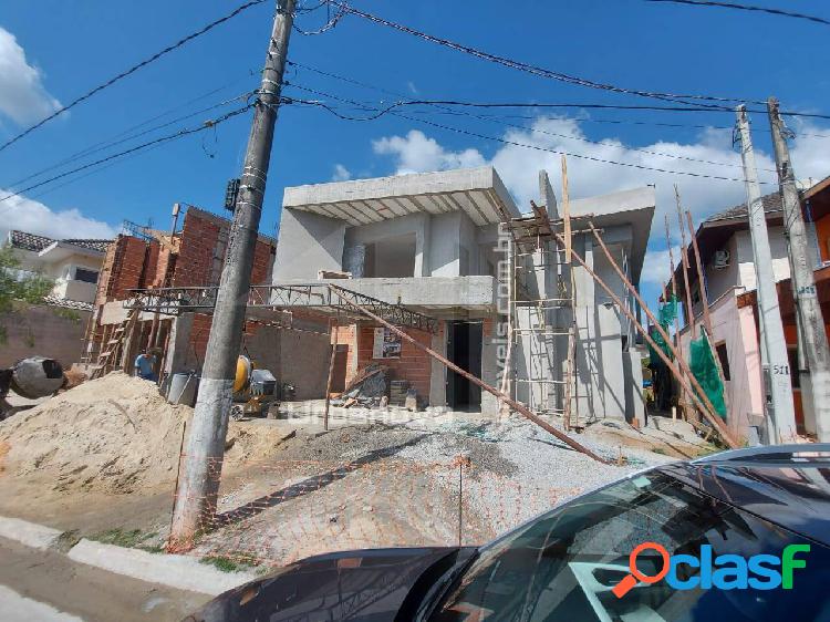 SOBRADO A VENDA FASE DE OBRA SJC, COM 4 SUPER SUÍTES E