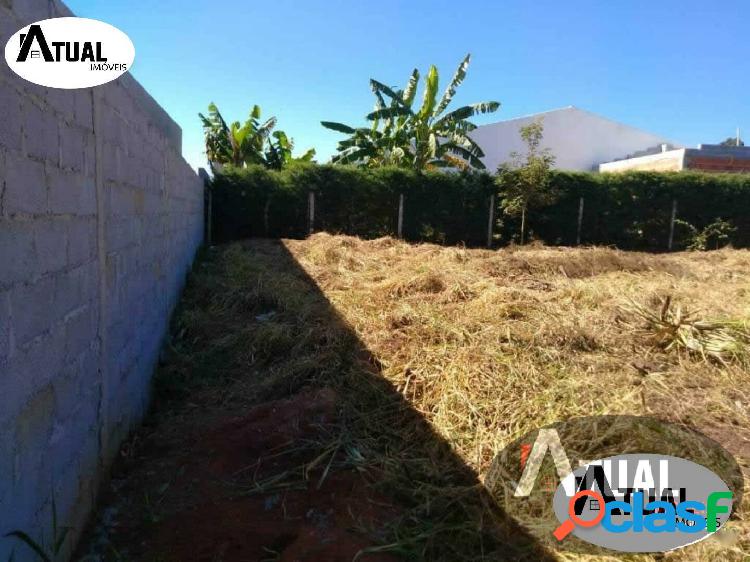 Terreno de 390 m² com ótima localização em Atibaia.