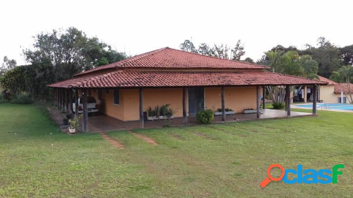 VENDE-SE EXCELENTE CHÁCARA NO B. NOVA PIRAJU EM PIRAJU/SP