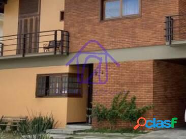 4 suítes com piscina Residencial 12