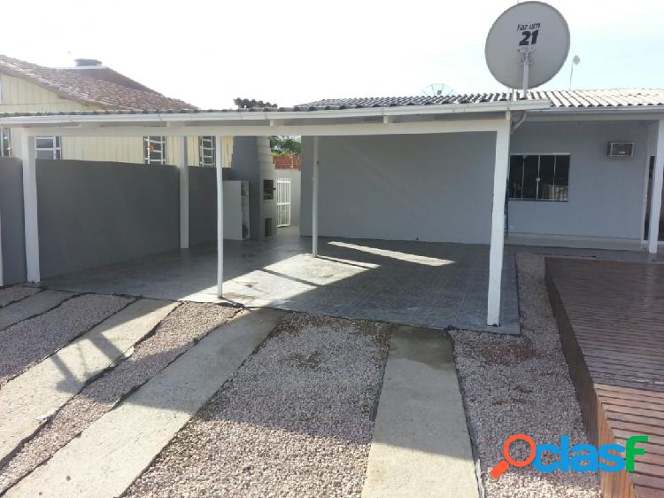 A VENDA/ CASA COM PISCINA