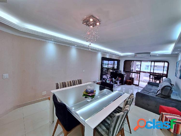 AMPLO APARTAMENTO REFORMADO, 03 SUÍTES, VISTA PARA O MAR,