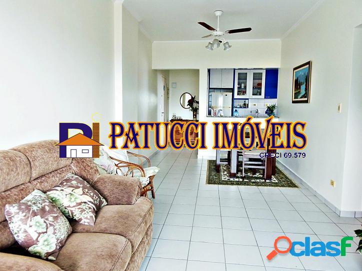 APARTAMENTO PRÓXIMO AO MAR (PRÉDIO COM PISCINA)