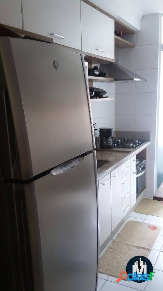 Apartamento 2 quartos, Sacada, 1 Vaga e Mobiliado !!