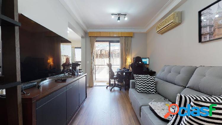 Apartamento a VENDA. 45m2. 1 Dorm. 1 Vaga. Moema Pássaros