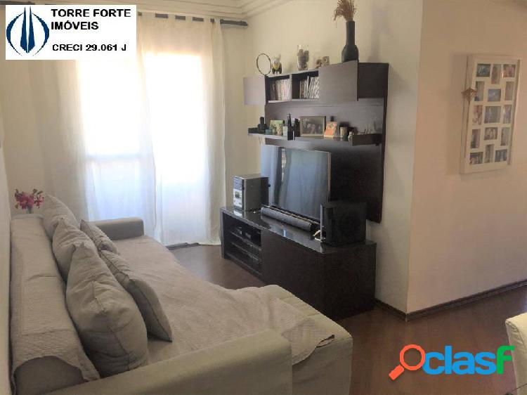 Apartamento com 2 Dormitórios, Suíte, Sacada e 2 Vagas na