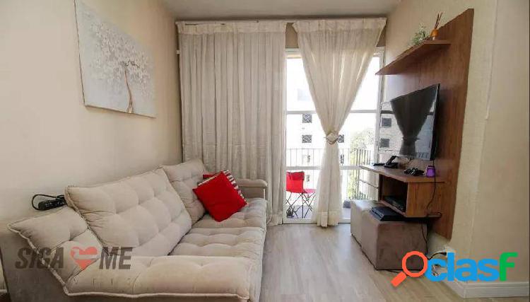 Apartamento com 2 Quartos e 2 banheiros à Venda, 52 m²