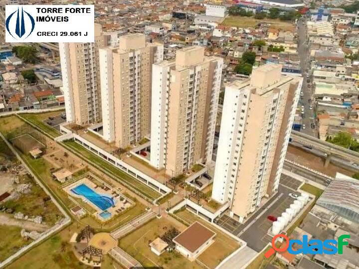 Apartamento com 2 dormitórios, 1 suíte na vila Ema.