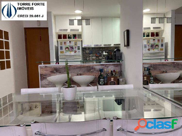 Apartamento com 2 dormitórios e 1 vaga no Tatuapé