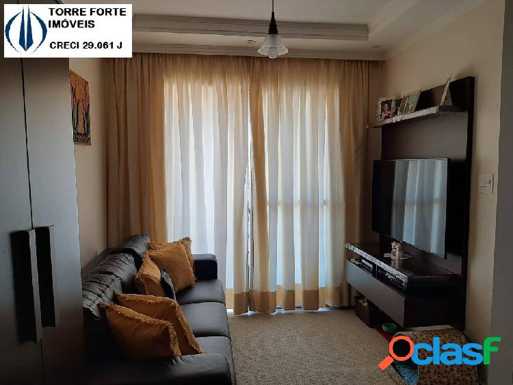 Apartamento com 2 dormitórios no Jardim Imperador. Aceita