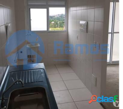 Apartamento com 2 dormitórios, varanda Cond. Piemonte -