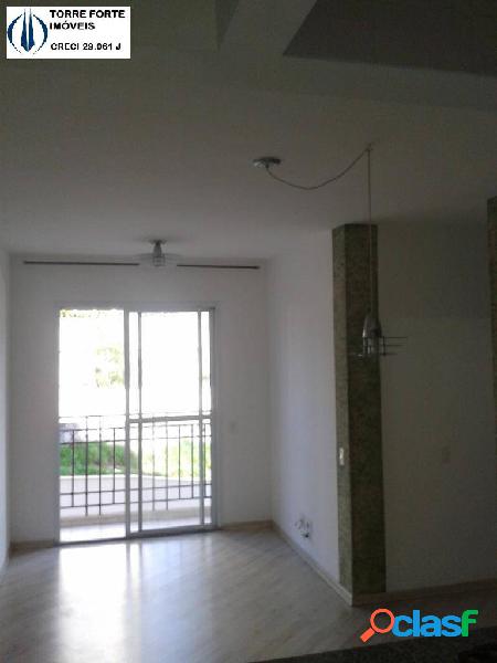 Apartamento com 3 dormitórios, 1 suíte e 1 vaga em Santo