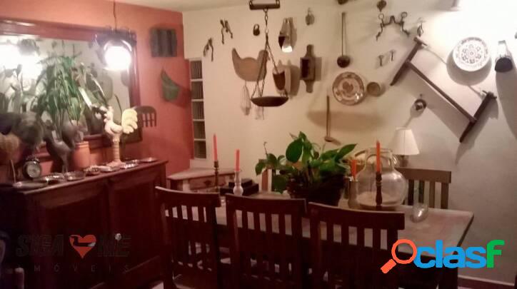 Apartamento com 4 dormitórios à venda, 145 m² por R$