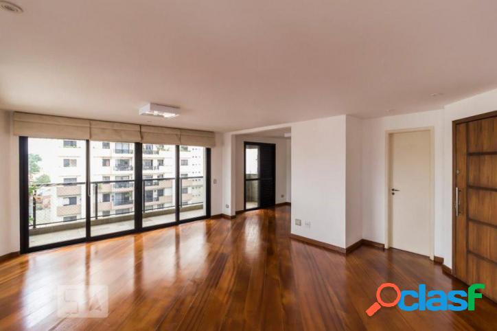 Apartamento com 4 dormitórios à venda, 174 m² por R$