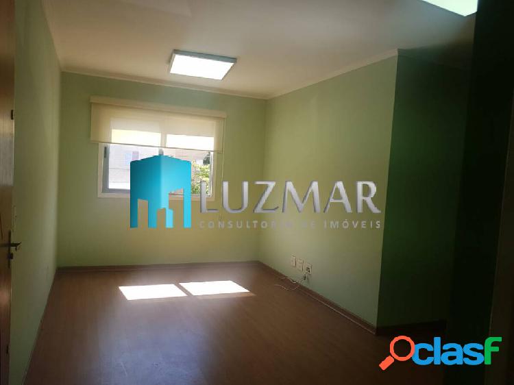 Apartamento com três dormitórios - Vila Prel