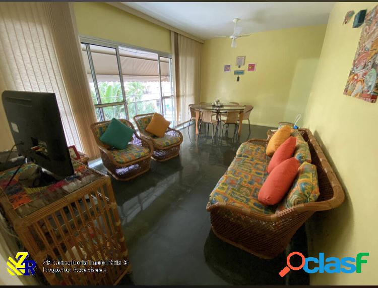 Apartamento à venda no Guarujá com 3 dormitórios, 2 vagas
