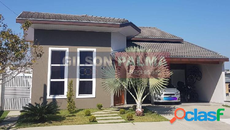 Belíssima casa à venda em Caçapava