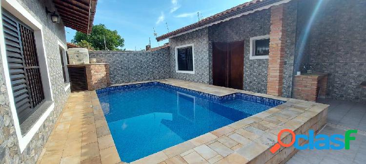 CASA COM PISCINA 3 DORM. OTIMO BAIRRO
