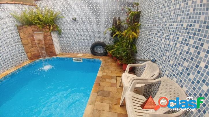 CASA DE 2 DORM. COM PISCINA E GARAGEM 3 CARROS