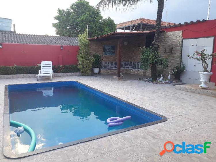 Casa c/ piscina 04 quartos no Bairro Planalto - Aceita