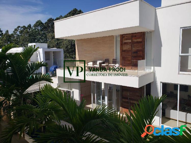 Casa à venda em Alphaville/Vila Solaia