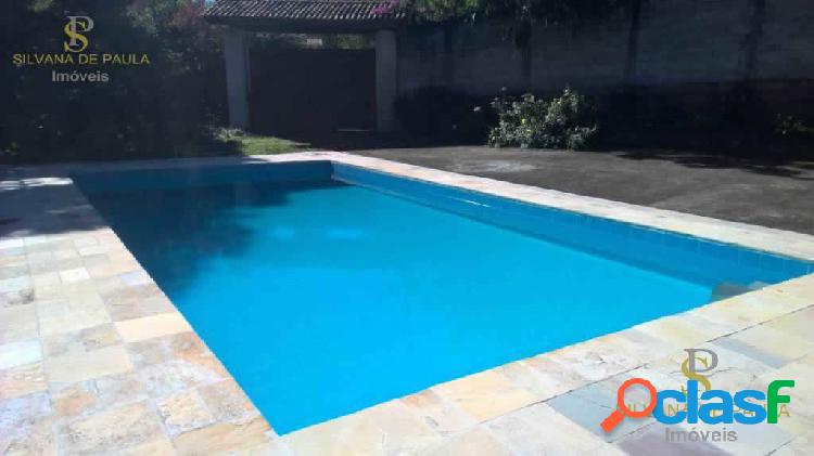 Chácara à venda de 3.900 m² com piscina em Mairiporã -