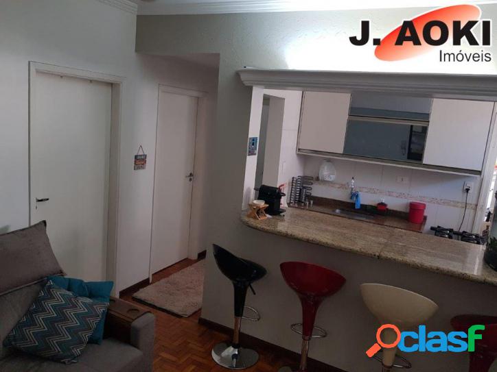 EXCELENTE APARTAMENTO TOTALMENTE REFORMADO