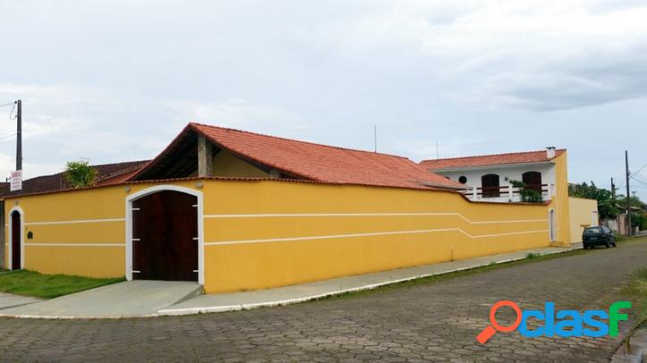 EXCELENTE OPORTUNIDADE - CASA 6 DORMIT. (3 SUITES) C/PISCINA