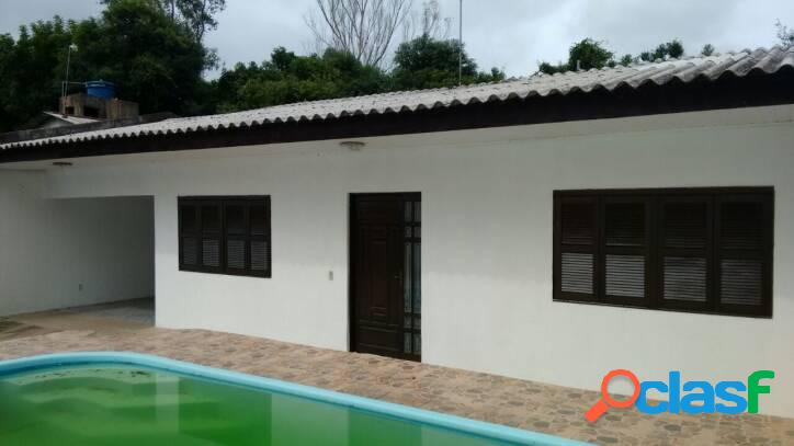 LINDA CASA COM PISCINA