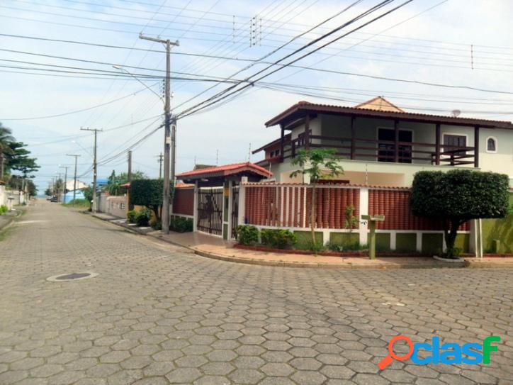 SOBRADO LADO PRAIA COM PISCINA