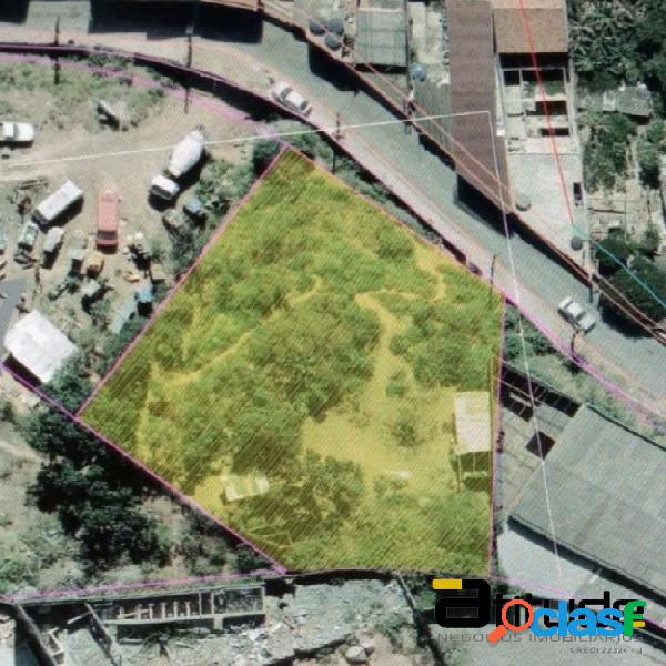 Área com 1.253 metros em Barueri no Jardim Flórida
