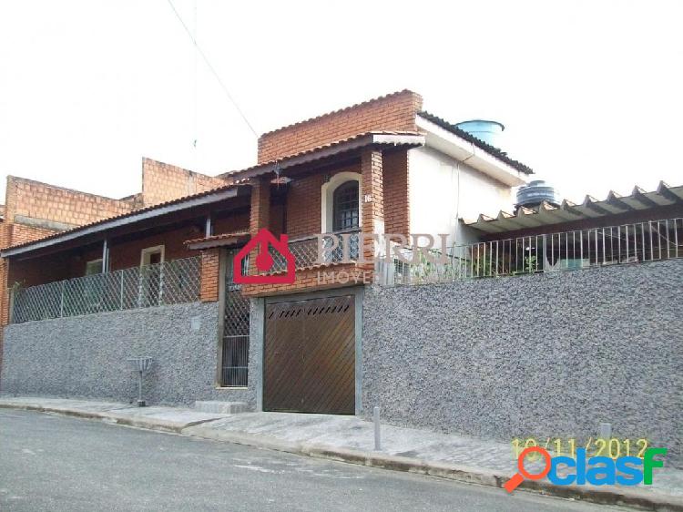 Casa térrea a venda na Freguesia do Ó
