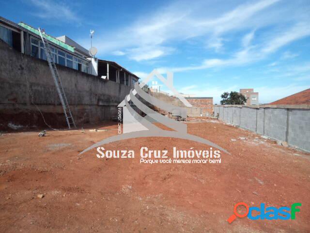 Terreno em Rua de Asfalto 12 X 40 = 480,00 M²