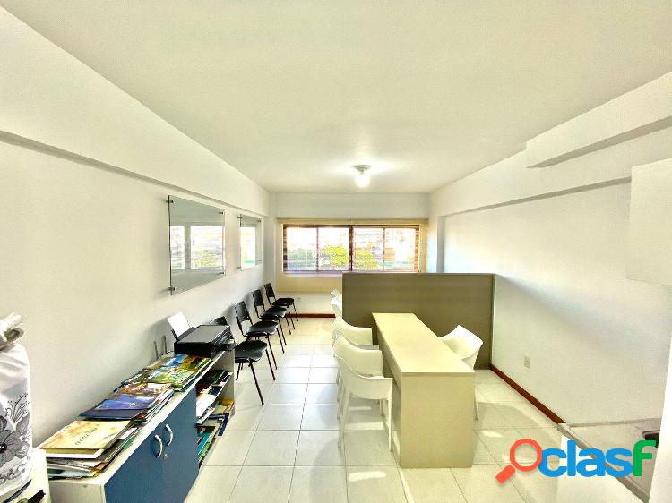 Vende-se Sala Comercial no Centro
