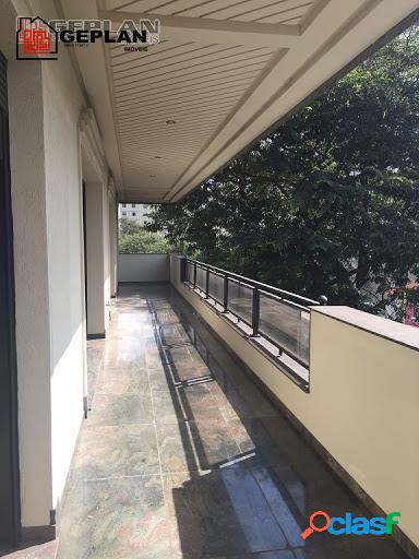 Apartamento em Aclimação - São Paulo