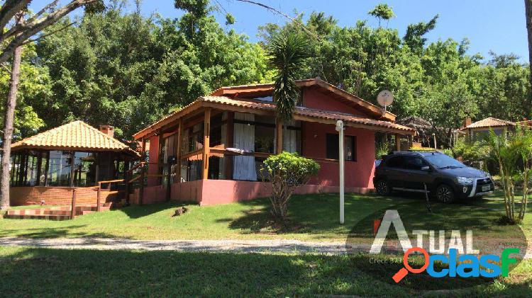 Linda casa no Camping em meio a tatureza-Serra da