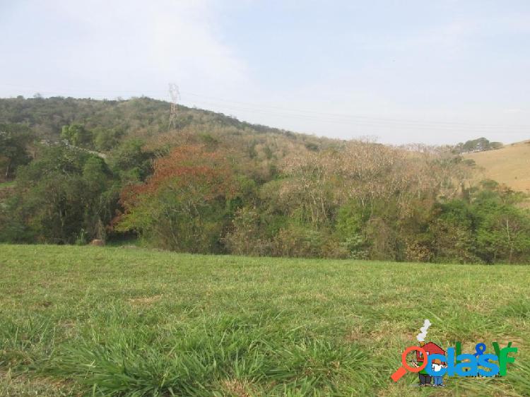 Terreno incrível para venda no Condomínio Santa Isabel