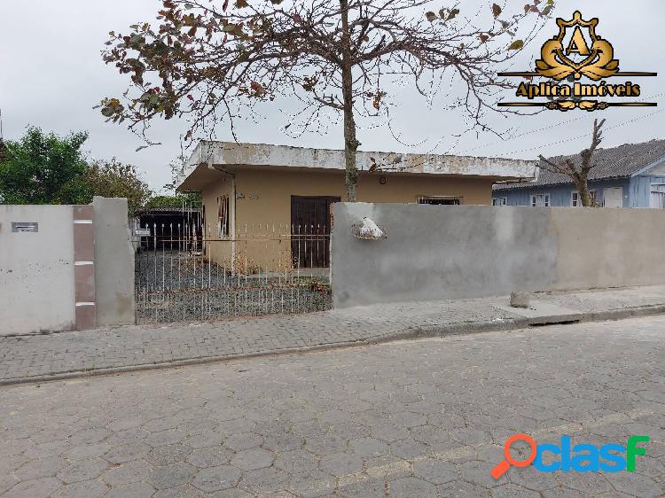 Casa de 2 quartos na Meia Praia em Navegantes