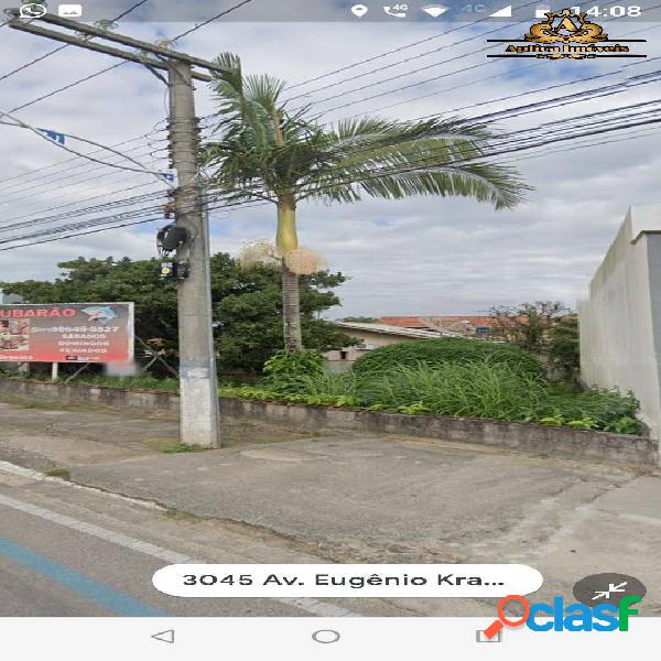 Terreno de esquina frente para a Av. Eugênio Krause em