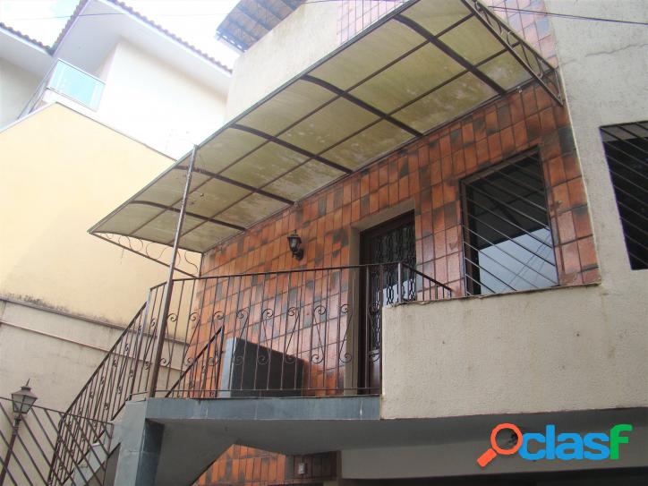 AMPLA RESIDÊNCIA * 5 DORM. * SUÍTE * 4 GARAGENS * PISCINA