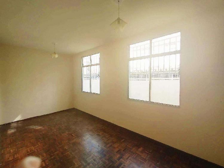 Apartamento, Carlos Prates, 2 Quartos, 1 Vaga