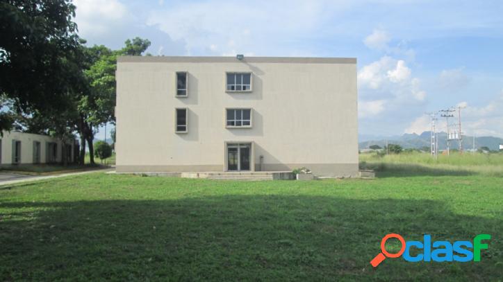 2257 m2 Hotel en proyecto para inversión (9.056 m2 Terreno)