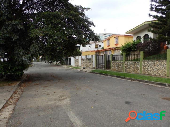 322793 Venta de Hermoso Terreno en La Viña.373 mts