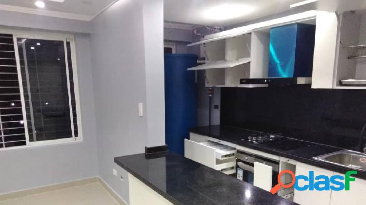 APARTAMENTO MODERNO EN DORAL COUNTRY AMOBLADO (78 mts2)