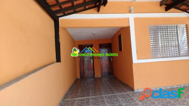Casa Reformada 02 dormitórios lado praia excelente