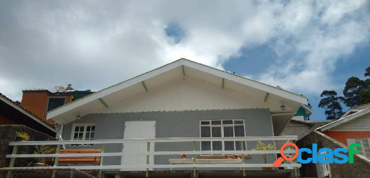 Casa com dois quartos em Campos do Jordão