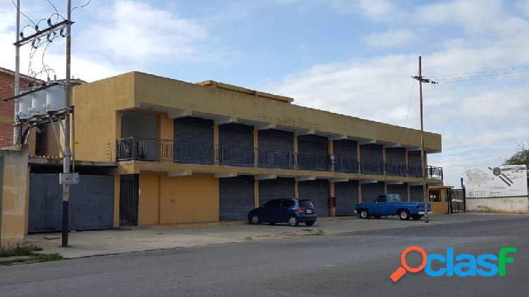 En Venta Local Comercial C.C. Las Perlas (40 Mts2)