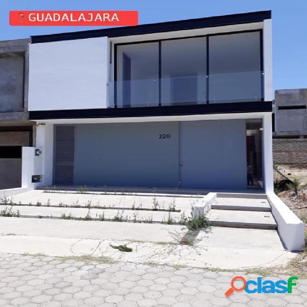 HERMOSA CASA EN VENTA EN GUADALAJARA JALISCO