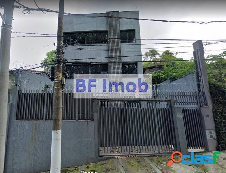 Imóvel para escolas, clinicas e fins empresariais com